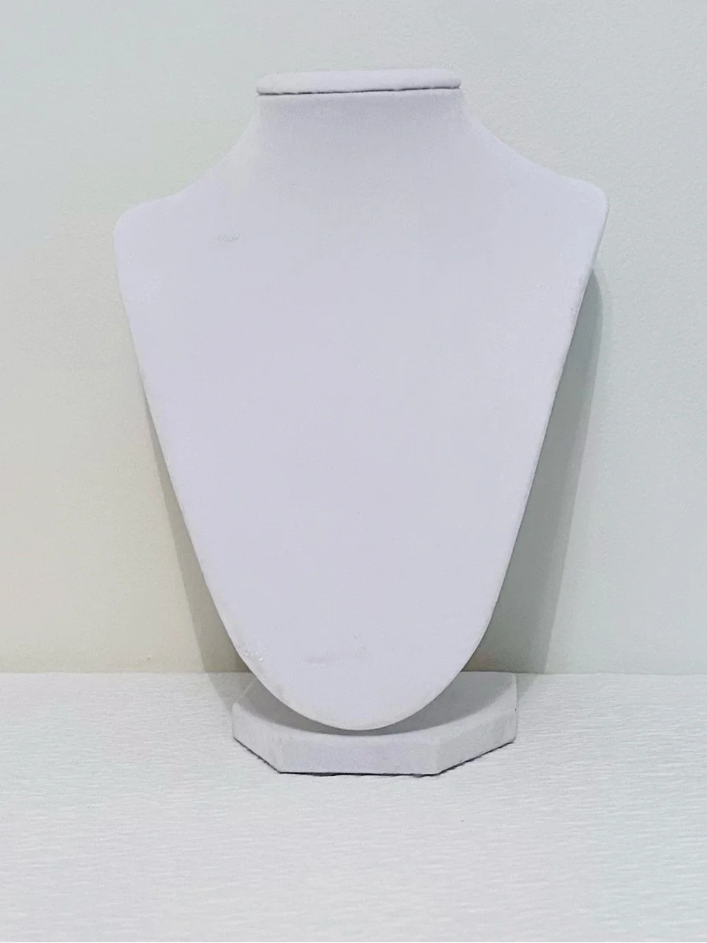 Classic White Necklace Display Bust for Women Jewelry